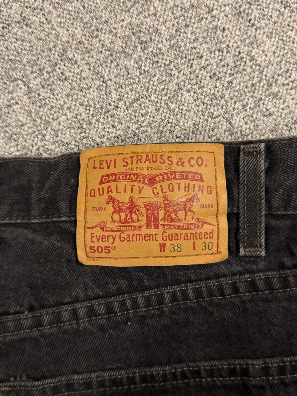 Vintage 1999 Levis 505 Jeans Mens 38x30 Black Faded Denim Made Mexico Straight